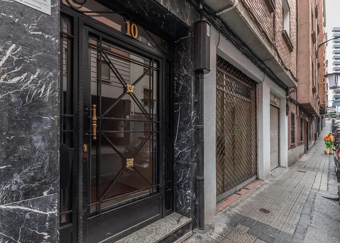 Apartment Park Iii With Parking By Aston *